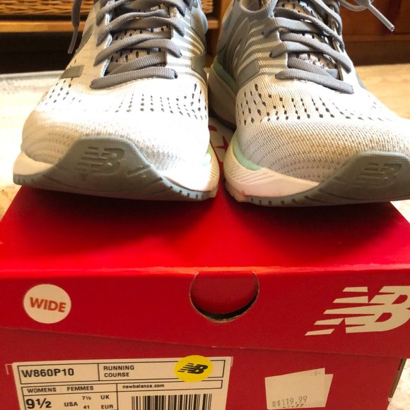 New Balance 860 v10 Running Shoes 9.5 D (Wide) Stability - WORN ONCE - Picture 4 of 9